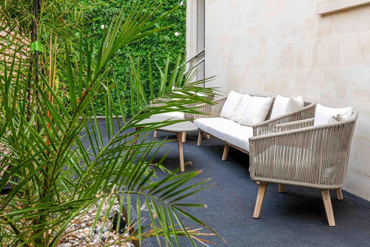 Beautiful Modern 1 Bedroom Apartment, City Centre Bath Extérieur photo